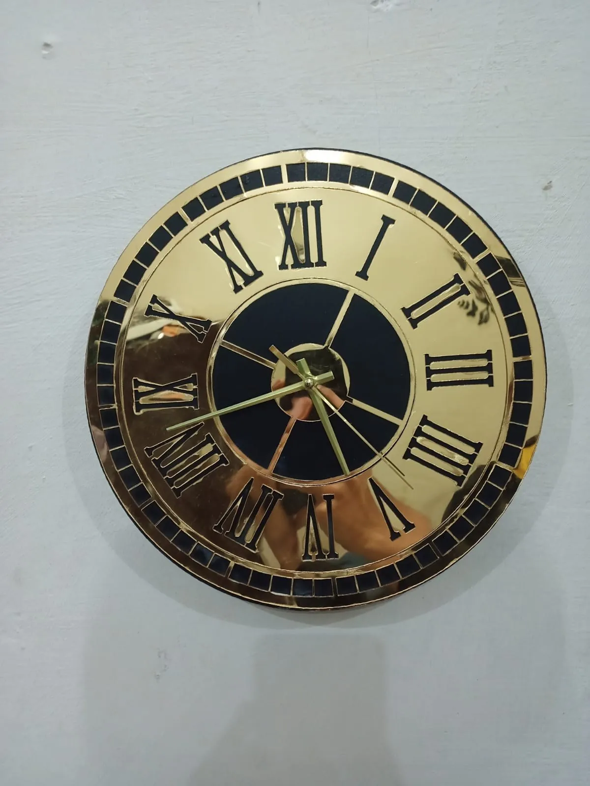 Roman Numbers Clock Gold Frame and Black Clock | Wall Decor | Wall Clock 3D acrylic Wall clock