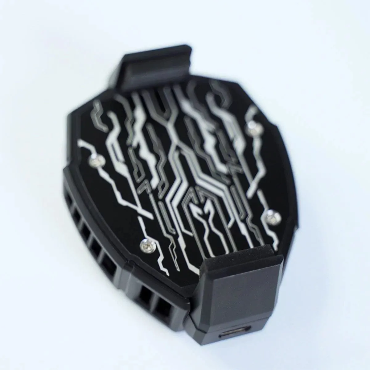 MEMO DL05 Portable Semiconductor Phone Cooler Fan – Multi-Function Gaming Cooling Device | Best Quality Fan For Gaming - Random Color