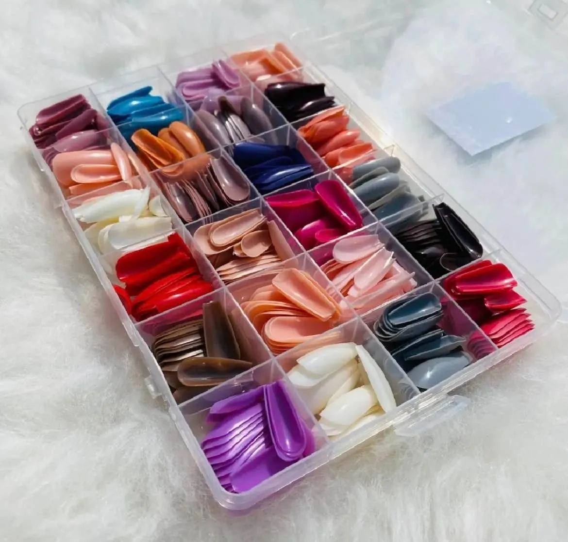 576 Pcs Artificial Nails With Free Nail Glue Made Of Abs Plastic In Multicolor
